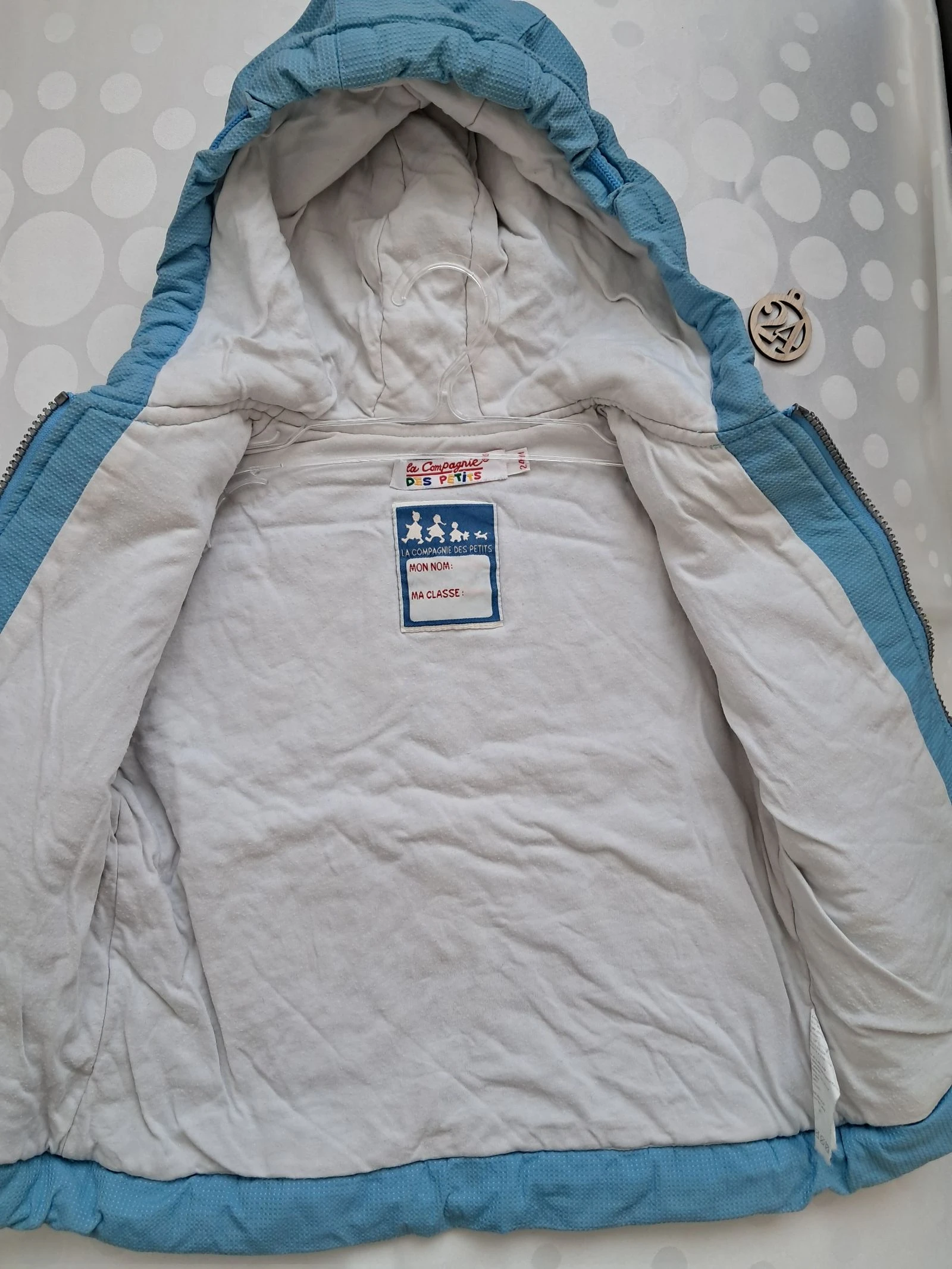 Manteau impermeável leve tamanho 24meses – photo 4